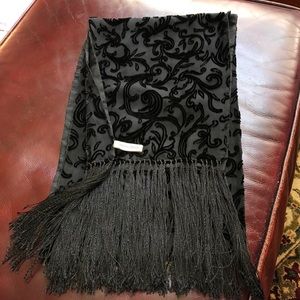 Velvet scarf